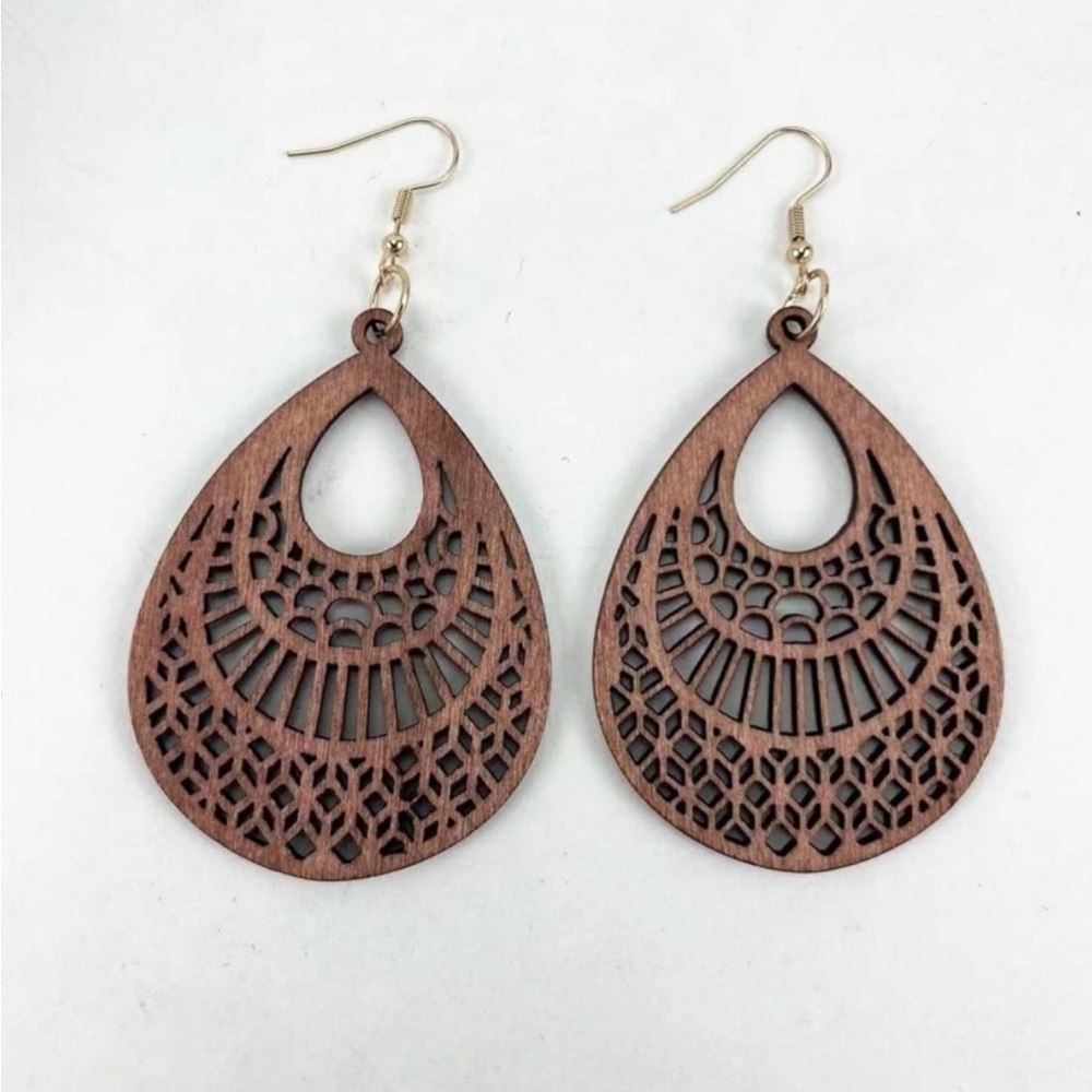 Wooden drop earrings